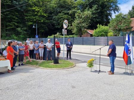 Otvoritev Mestni breg 4